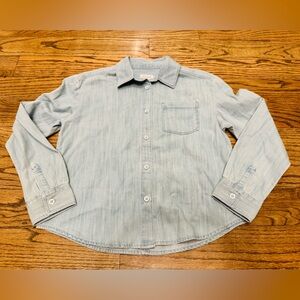 Cat & Jack Light Wash Chambray Button Down Shirt Boys L 10/12 NWOT Denim Blue